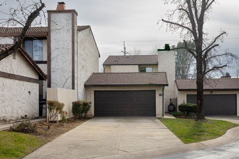 Photo of 771 Flower Ash Lane, Redding, CA 96003 (MLS # 26-290)