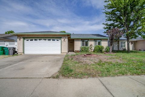 Photo of 3508 Inkwood Drive, Anderson, CA 96007 (MLS # 26-1786)