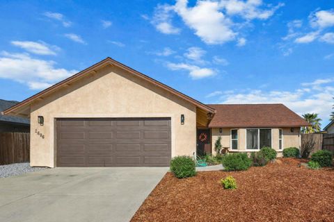 Photo of 2606 Sapphire Lane, Anderson, CA 96007 (MLS # 26-1170)
