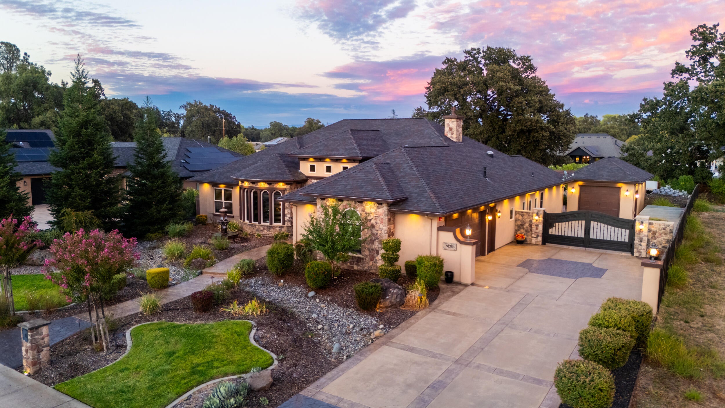 9135 Grand Manor Drive