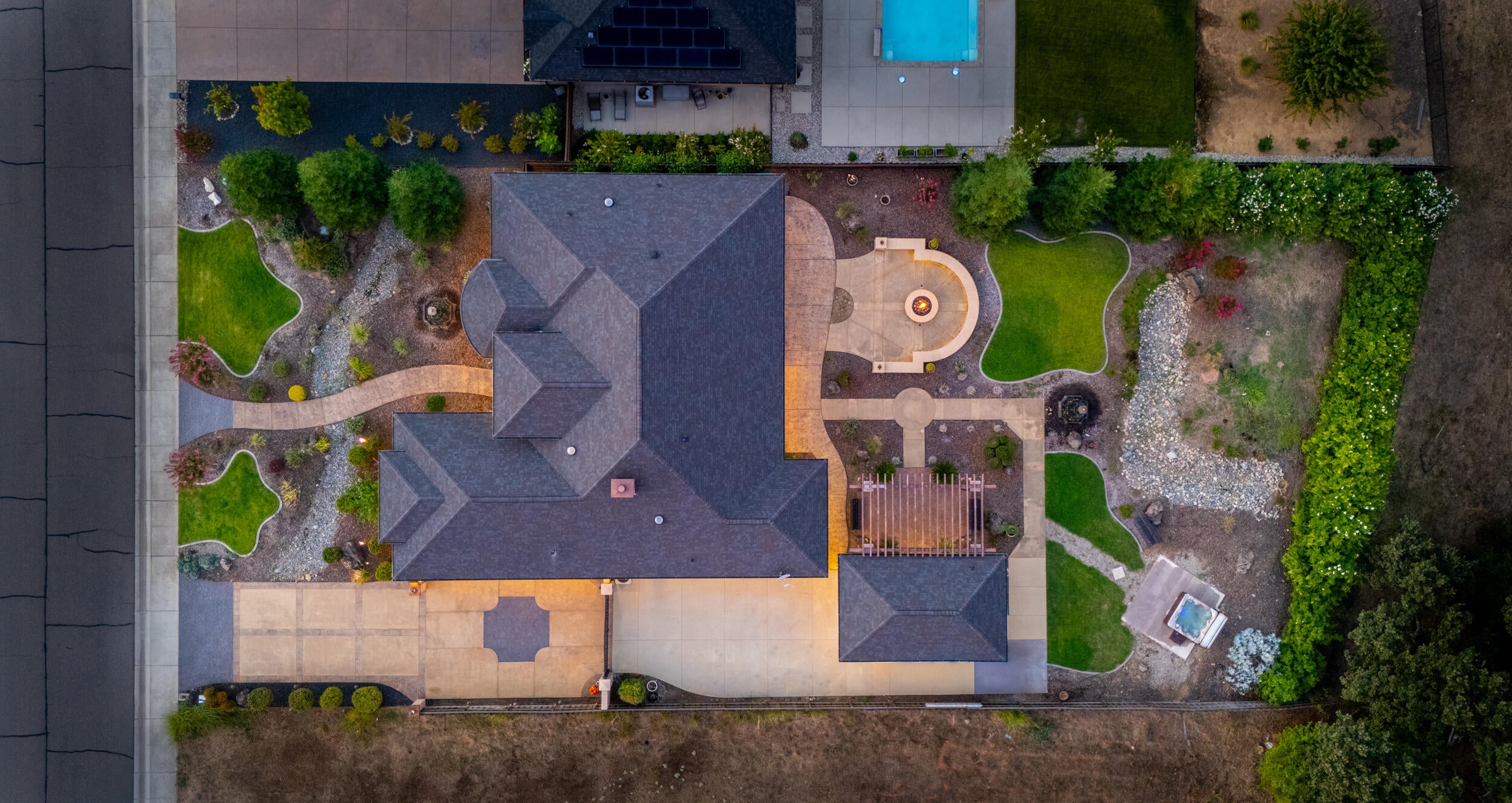 9135 Grand Manor Drive
