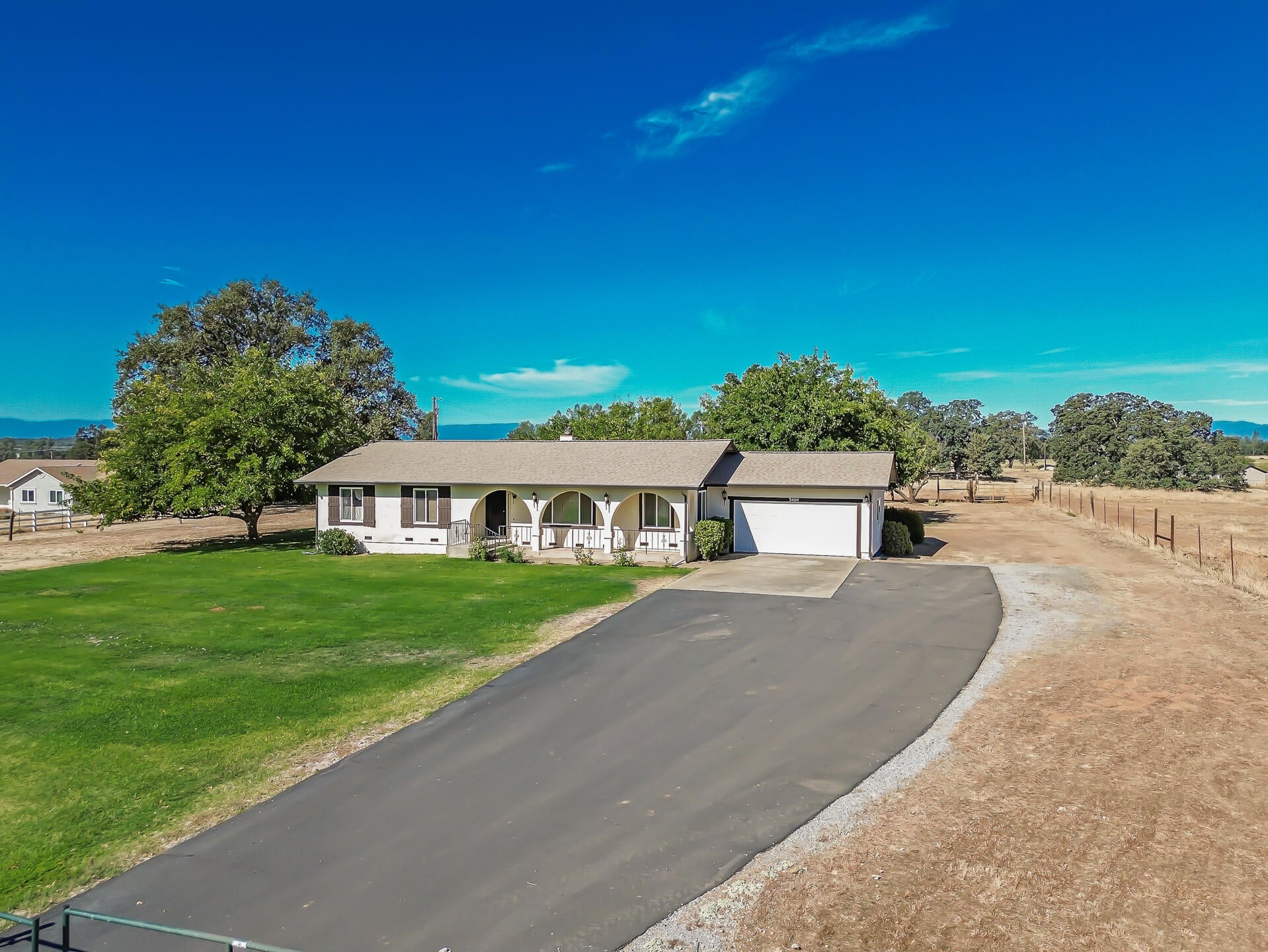 3404 Majestic Oak Circle