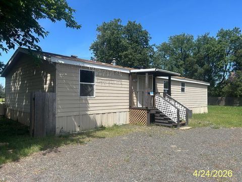 Photo of 20098 Mini Lakes Road, Cottonwood, CA 96022 (MLS # 26-1874)