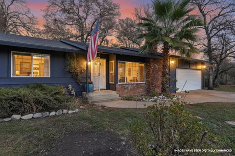 Photo of 3404 Snavely Drive, Redding, CA 96003 (MLS # 25-5370)