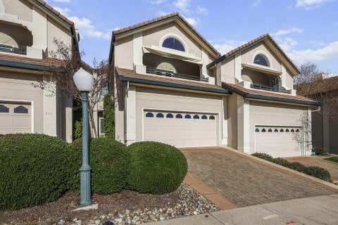Photo of 724 Oakhurst Trail, Redding, CA 96003 (MLS # 26-2946)