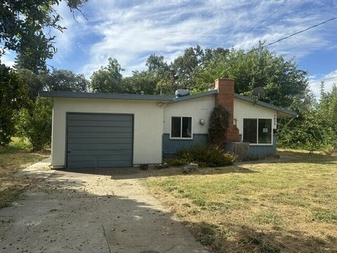 Photo of 3055 Sharon Avenue, Anderson, CA 96007 (MLS # 26-4183)