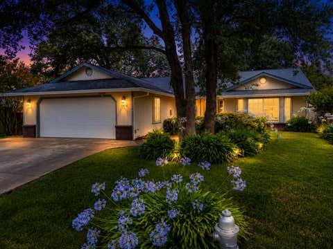 Photo of 1822 Trumpet Drive, Redding, CA 96003 (MLS # 26-3258)