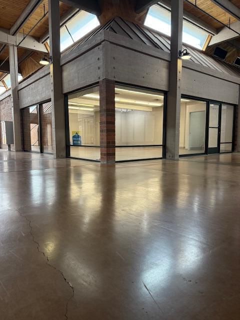 Photo of 1616 Market Street, Redding, CA 96001 (MLS # 25-4996)