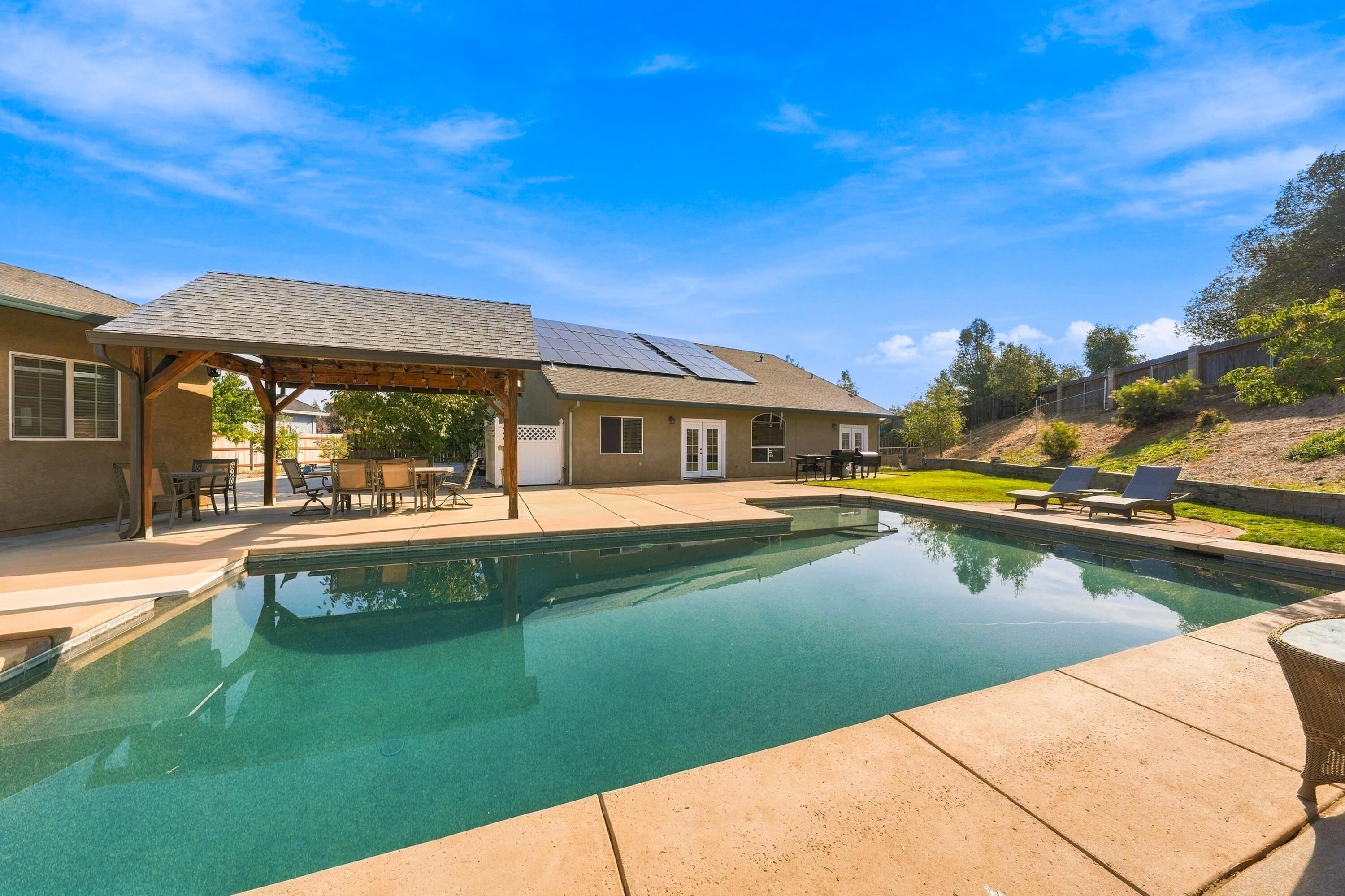 4898 Squirrel Run Court