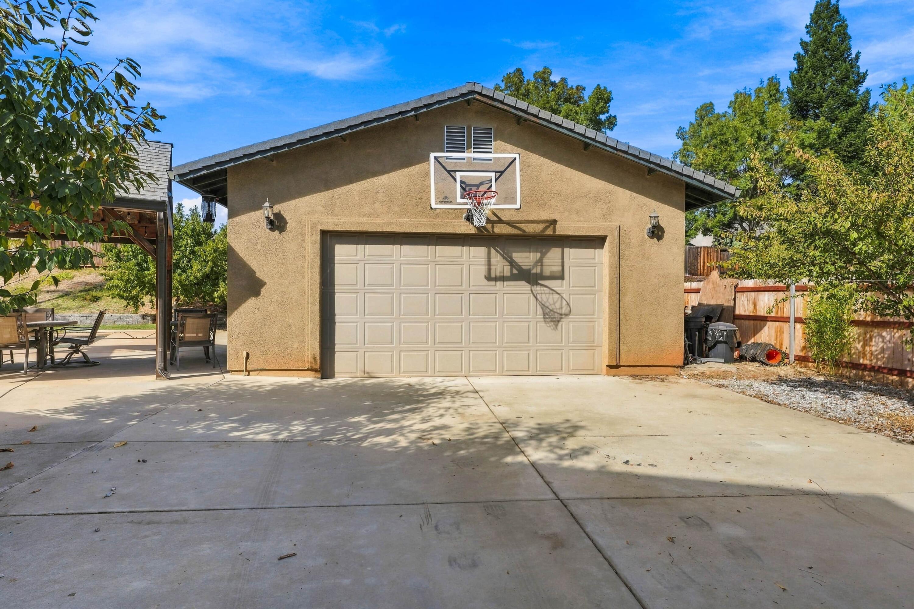 4898 Squirrel Run Court
