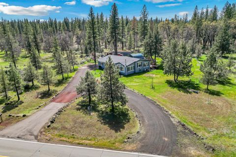 Photo of 29312 Day Road, McArthur, CA 96056 (MLS # 26-1517)