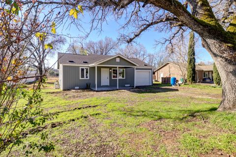 Photo of 5882 Missouri Lane, Anderson, CA 96007 (MLS # 26-505)