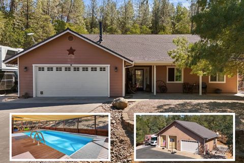 Photo of 14101 Christian Way, Redding, CA 96003 (MLS # 25-4322)
