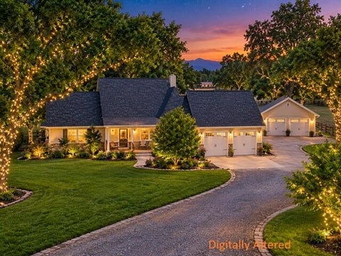 Photo of 2764 Majestic Oak Circle, Cottonwood, CA 96022 (MLS # 26-3536)