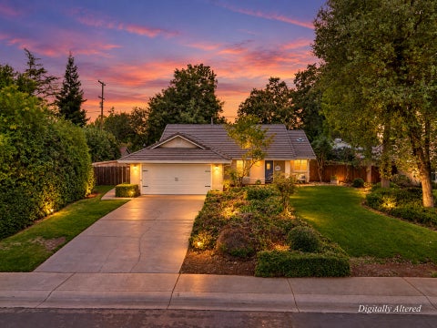 Photo of 2404 Castlewood Drive, Redding, CA 96002 (MLS # 26-5190)