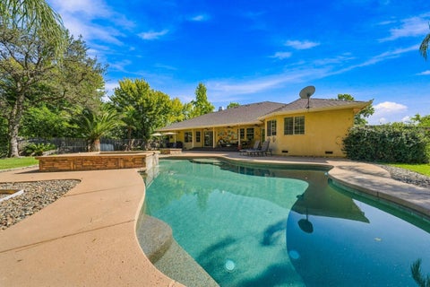 Photo of 2138 Princeton Way, Redding, CA 96003 (MLS # 26-6047)