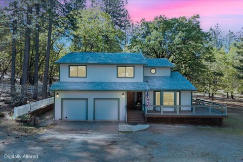 Photo of 26997 Lookout Mountain Road, Oak Run, CA 96069 (MLS # 26-1190)