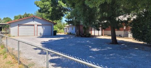 Photo of 21092 Shelly Lane, Anderson, CA 96007 (MLS # 26-3004)
