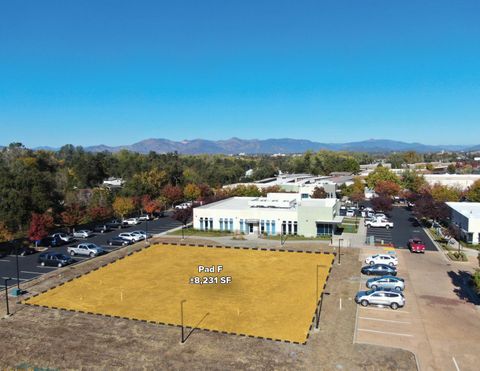 Photo of 354 Hartnell Avenue, Redding, CA 96002 (MLS # 25-1073)