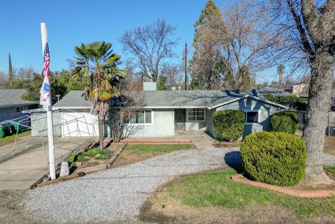 Photo of 3267 E Bailey Drive, Anderson, CA 96007 (MLS # 26-220)