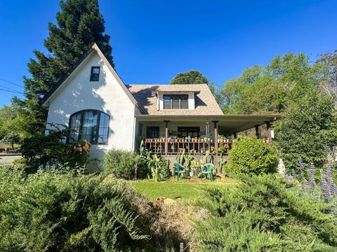 Photo of 1190 South Street, Redding, CA 96001 (MLS # 26-1957)