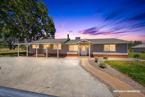 Photo of 15644 Cloverdale Road, Anderson, CA 96007 (MLS # 26-2426)