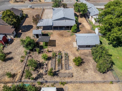 Photo of 2609 Albert Road, Anderson, CA 96007 (MLS # 26-3601)