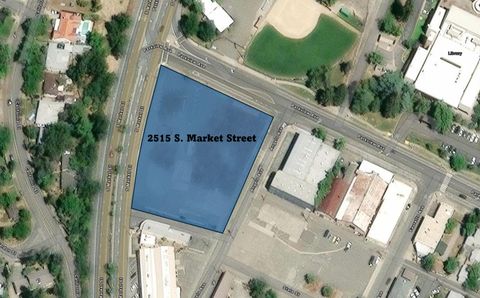 Photo of 2515 S Market Street, Redding, CA 96001 (MLS # 23-4105)