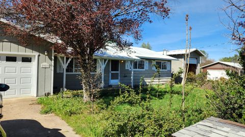 Photo of 19215 Hooker Creek Road, Cottonwood, CA 96022 (MLS # 26-1000)