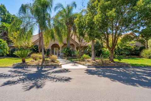 Photo of 13380 Tierra Heights Road, Redding, CA 96003 (MLS # 26-204)