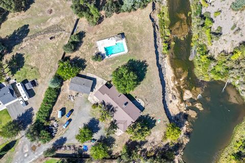 Photo of 8688 Camino Del Arroyo Drive, Palo Cedro, CA 96073 (MLS # 25-4338)