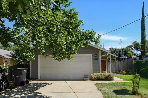 Photo of 5295 Pine Grove Avenue, Shasta Lake, CA 96019 (MLS # 25-3703)