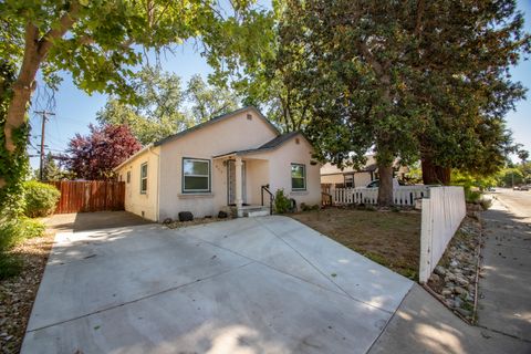 Photo of 856 State Street, Redding, CA 96001 (MLS # 26-2317)