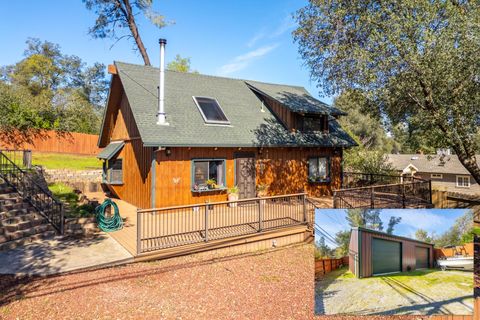 Photo of 18376 Utility Avenue, Anderson, CA 96007 (MLS # 26-902)