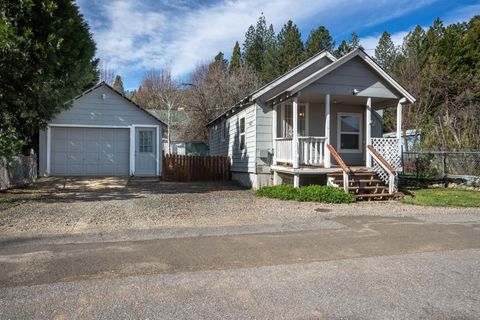 Photo of 316 Williams Way, Greenville, CA 95947 (MLS # 26-1274)
