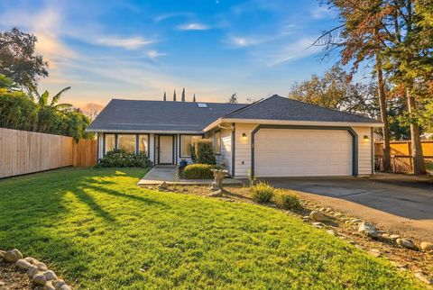 Photo of 3385 Pioneer Lane, Redding, CA 96001 (MLS # 25-5297)