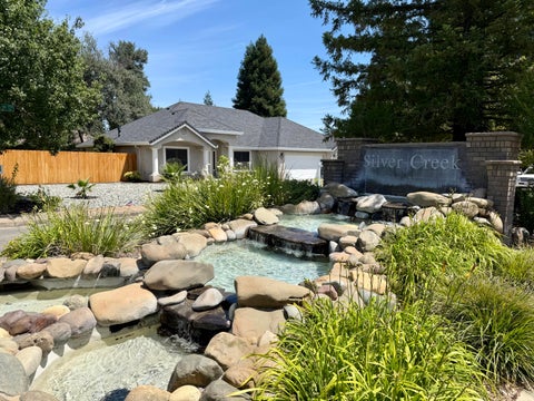 Photo of 2704 Western Oak Drive, Redding, CA 96002 (MLS # 26-2673)