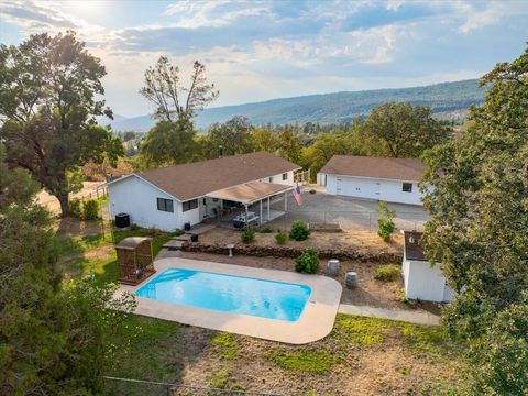 Photo of 5512 Woodcutter Way Way, Manton, CA (MLS # 25-3915)