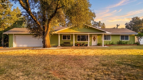 Photo of 7302 Bohn Boulevard, Anderson, CA 96007 (MLS # 26-5847)