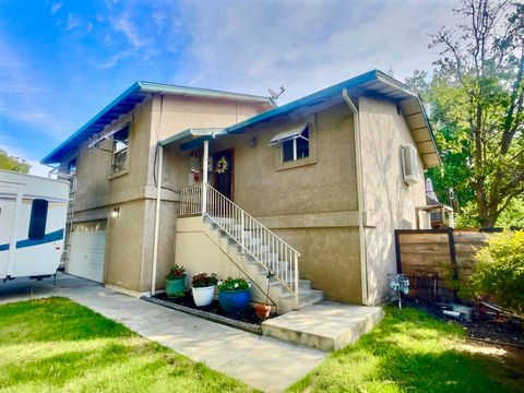 Photo of 125 Kimick Way, Red Bluff, CA 96080 (MLS # 25-4257)