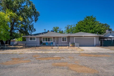 Photo of 1592 Diamond Street, Anderson, CA 96007 (MLS # 26-3379)