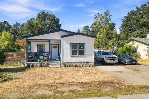 Photo of 6910 Ladysmith Avenue, Anderson, CA 96007 (MLS # 26-4683)