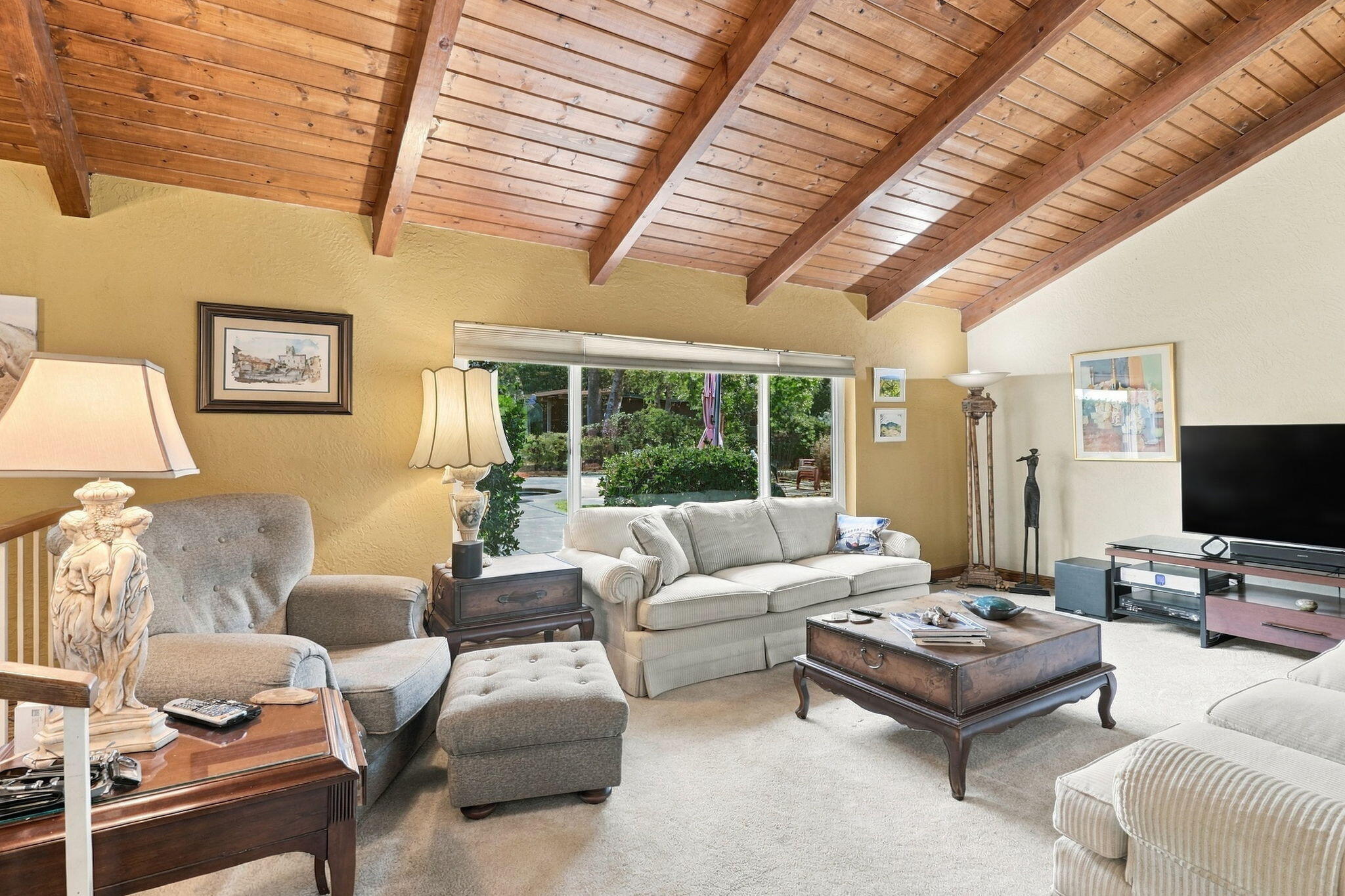 4935 Saratoga Drive