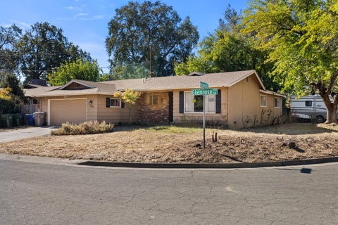 Photo of 1961 Glenrose Drive, Redding, CA 96001 (MLS # 26-6421)