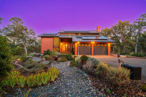 Photo of 10295 Jackson Hole Road, Palo Cedro, CA 96073 (MLS # 25-3869)