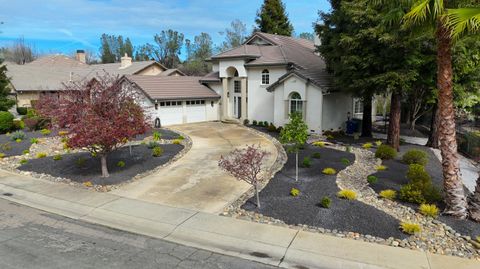 Photo of 3857 Eagle Parkway, Redding, CA 96001 (MLS # 26-763)
