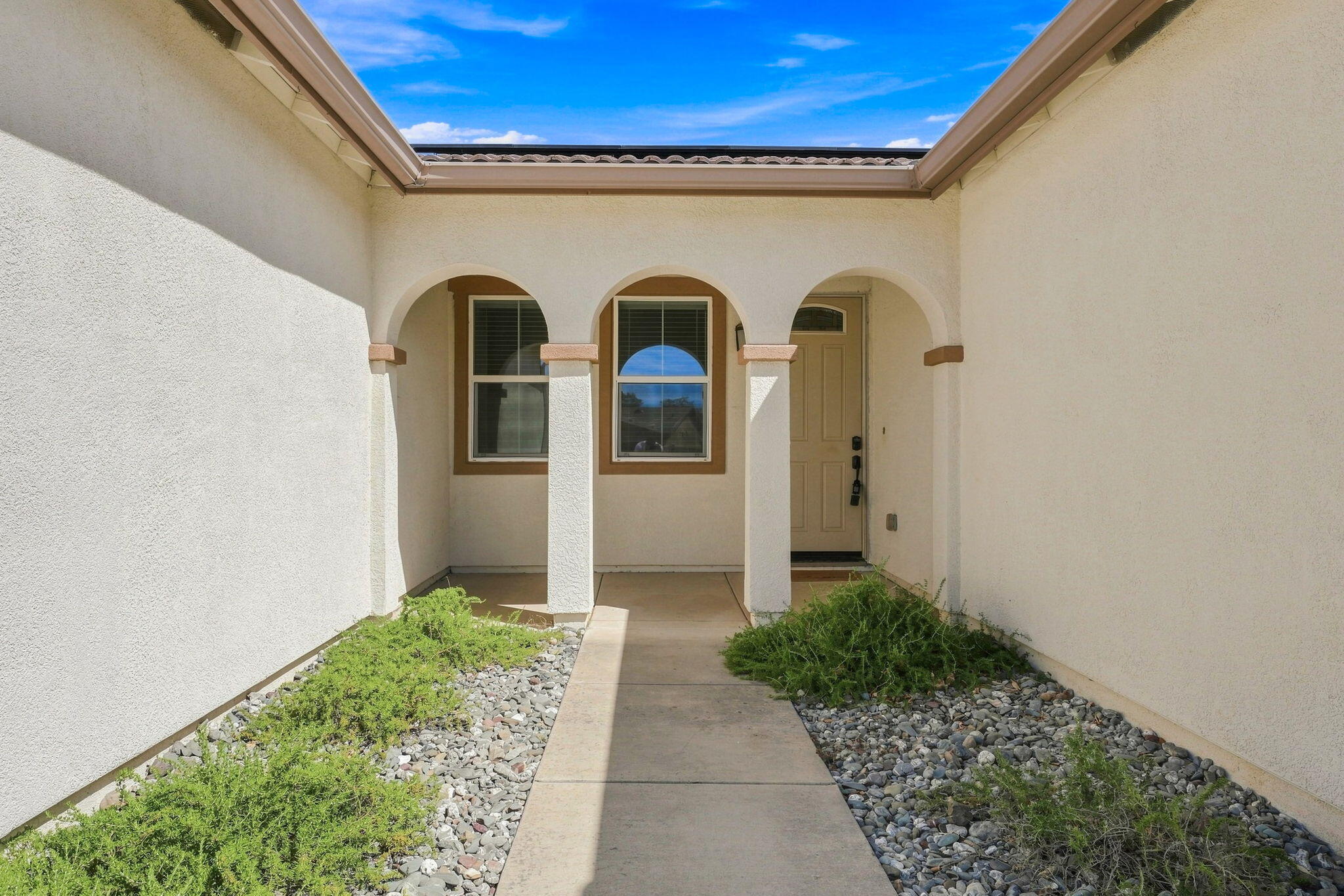 3849 Palm Springs Drive