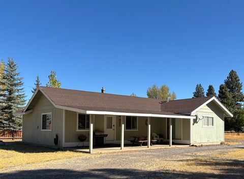 Photo of 686945 Cedar Way, Susanville, CA 96130 (MLS # 26-6184)