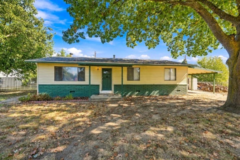 Photo of 222 Mariposa Avenue, Gerber, CA 96035 (MLS # 26-6088)