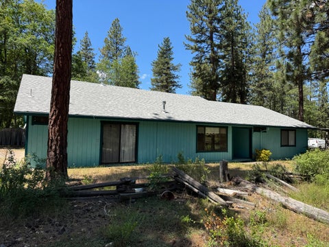 Photo of 21625 S Cottonwood Street, Burney, CA 96013 (MLS # 26-2636)